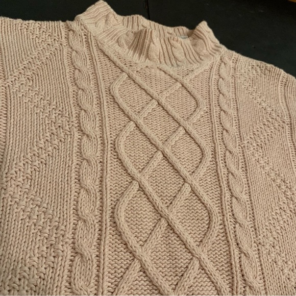 v i n t a g e :: Chunky Pastel Fisherman Aran Cable Knit Sweater - Picture 10 of 14
